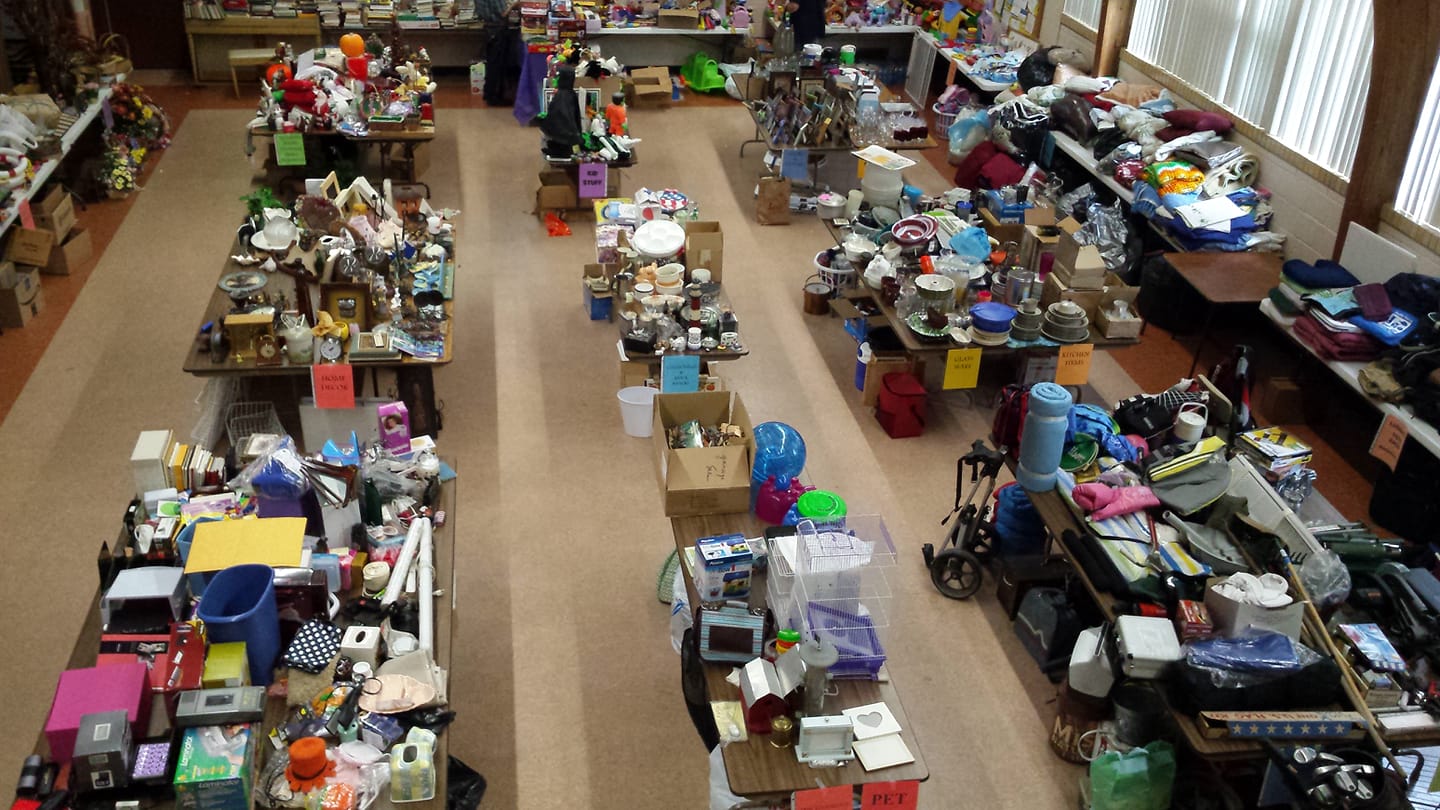 garage sale Strongsville United Church of Christ